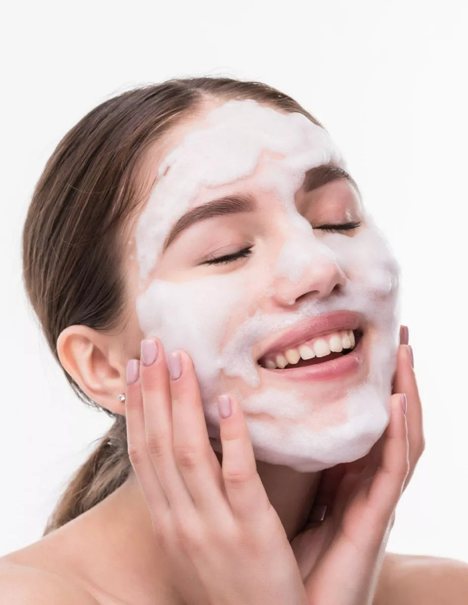 FreshPeel – Exfoliación fresca para una piel más suave y luminosa. 🍃